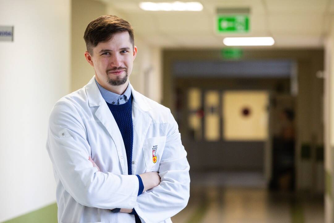 Kovojant su nemiga, pirmiausia reikėtų išmėginti kognityvinę elgesio arba kitokią psichoterapiją ir tik vėliau griebtis slopinančių ir migdomųjų medikamentų.