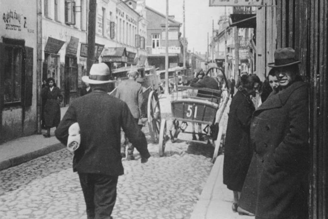 Holokaustas Lietuvoje: faktai, kontekstai, diskusijos