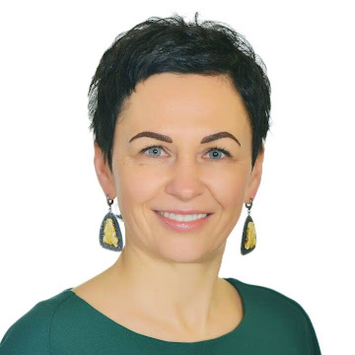 Pasirinkimai: vaikystėje D. Jančiuvienė svarstė tris galimybes: tapti gydytoja, darželio auklėtoja arba pradinių klasių mokytoja.