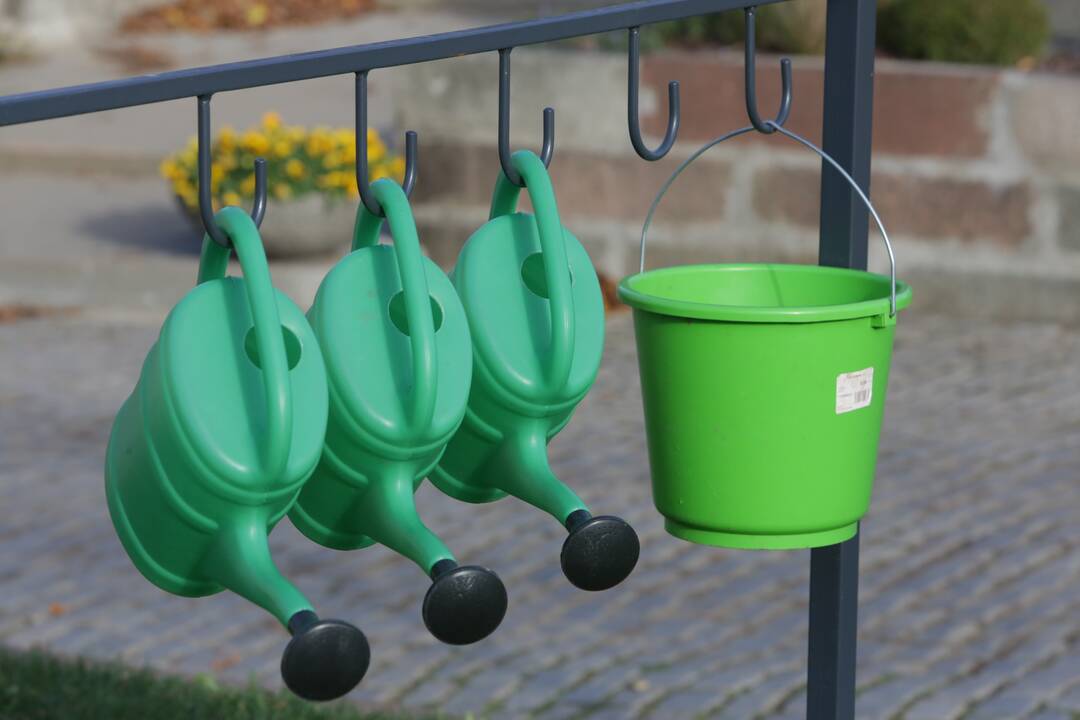 Laistymas: Joniškės ir Lėbartų kapinėse nuo pirmadienio veikia vandens tiekimas.