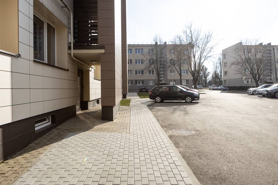 Nuostata: Kauno rajono savivaldybė laikosi principo: renovuoti namai – tvarkingi kiemai.