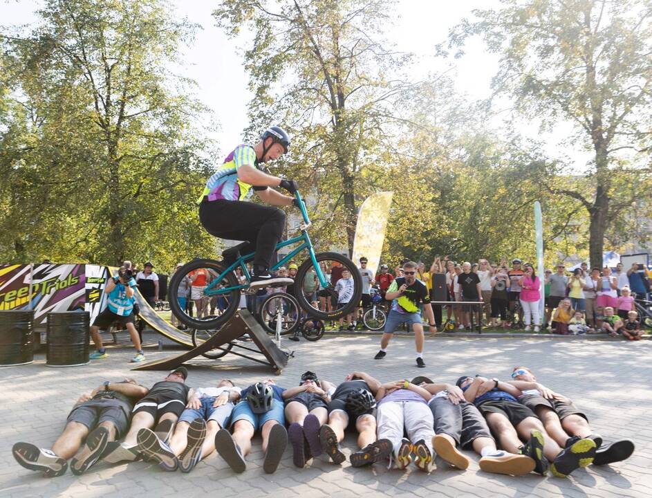 Nugalėtojai: 100 km greičiausiai numynė „Energus Cycling Team“ komandos dviratininkai.