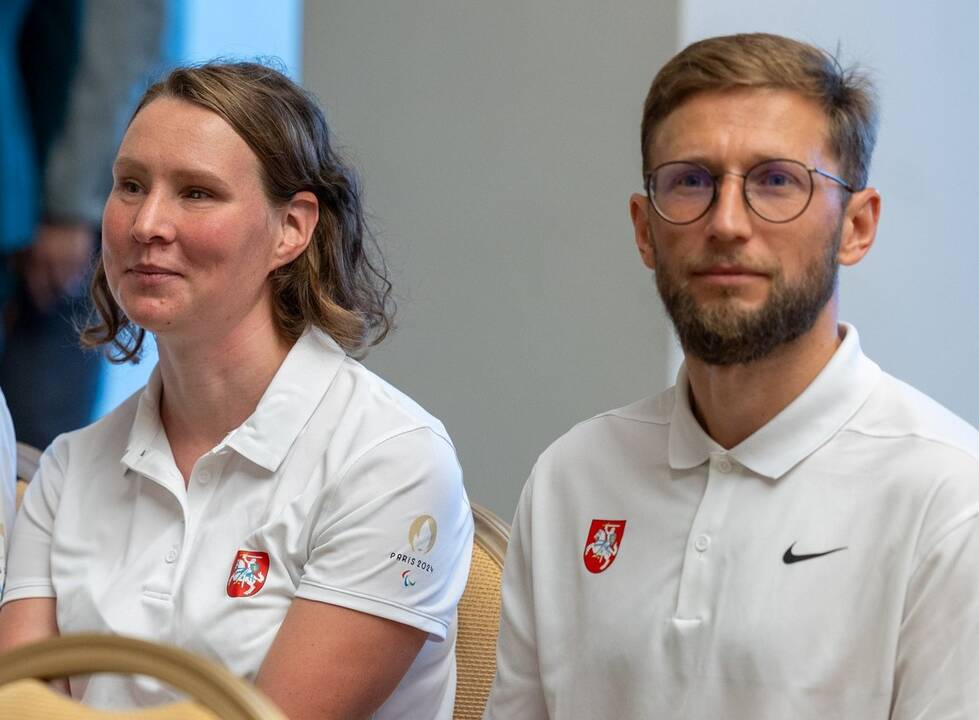 Rinktinė: Paryžiuje startuos (iš kairės) O. Bareikis, A. Skuja, R. Bučinskytė, O. Dobrovolskaja, A. Garunkšnytė, G. Čepavičiūtė, D. Dundzys, E. Matakas.