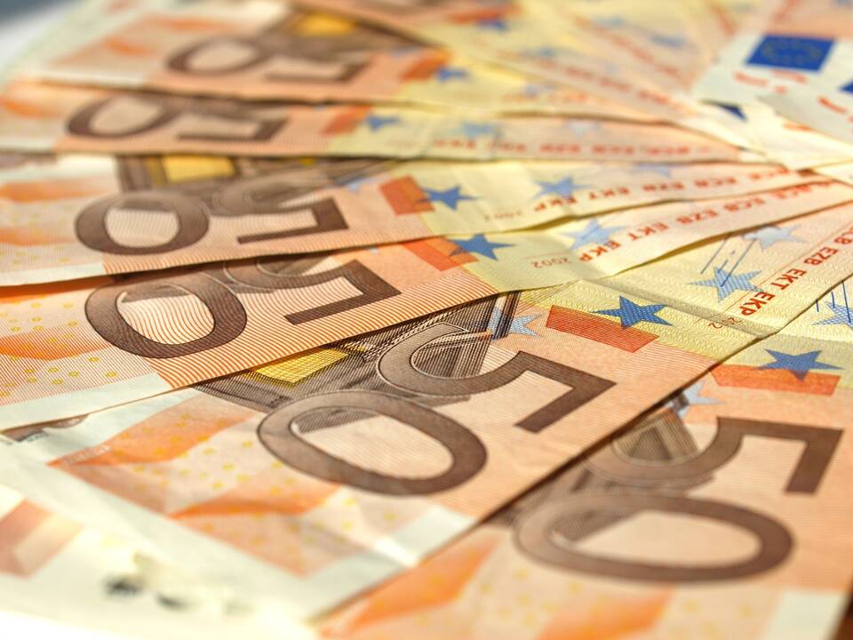 Realybė: D. Razmislevičiaus teigimu, daugeliu atvejų sustabdyti pinigų pervedimą per finansines institucijas yra praktiškai neįmanoma.