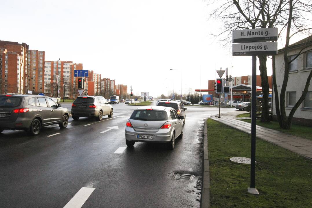 Ketinimai: jei miesto politikai pritars, bus nugriautas savivaldybei priklausantis pastatas Herkaus Manto g. 83, o jo vietoje įrengta nuovaža link miesto centro.