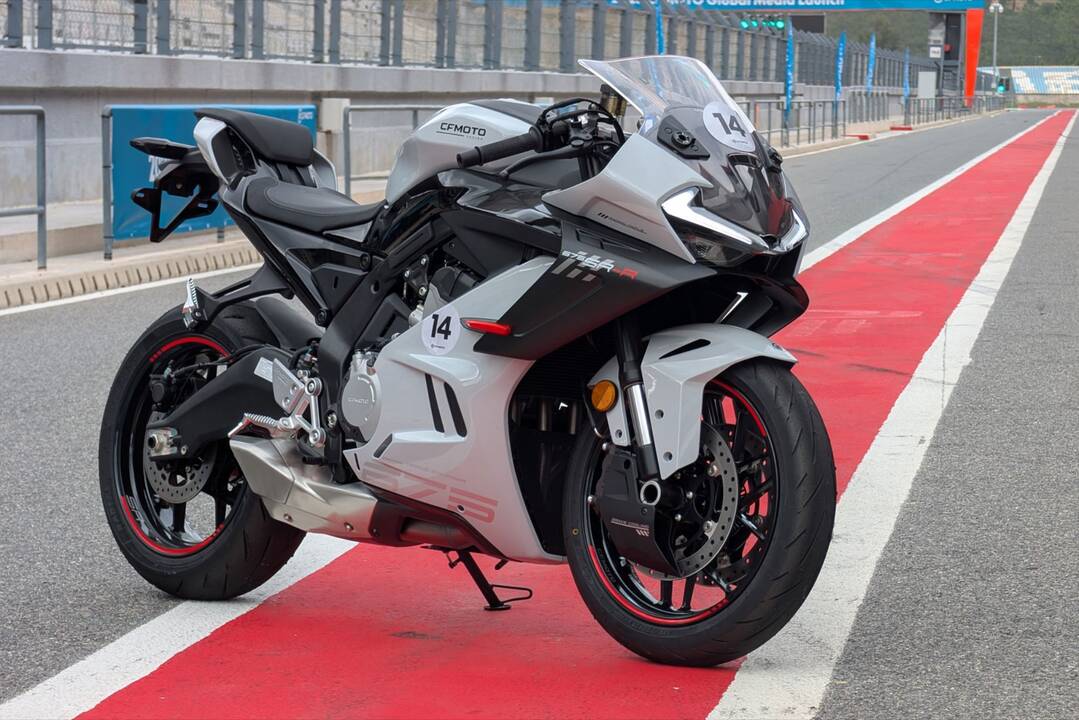 Geriausias: pernai Lietuvos metų motociklu buvo išrinktas „Honda CRF 1100D4 Africa Twin“.