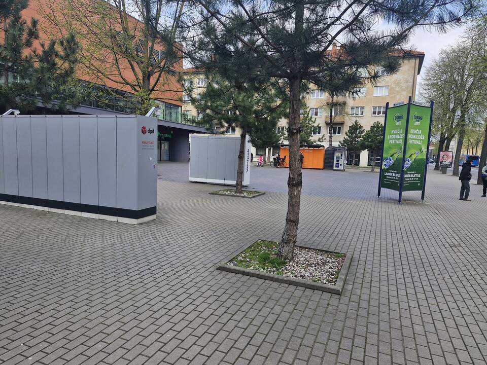 Iš klaipėdiečių tribūnos – prašymai: vietoje suoliukų stūkso paštomatai