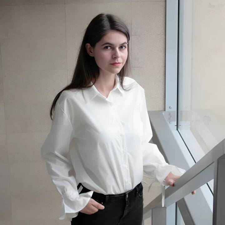 Dėmesys: norint padėti vaikui priimti permainas ir emociškai jautriu laikotarpiu sukurti saugumą, tėvams svarbu suprasti savo pačių emocijas ir rasti būdų jas valdyti.