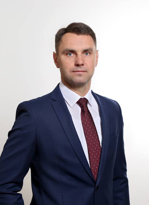 Vaizdas: plaukiant laivu galima pasigrožėti kitu rakursu atsiveriančia gamta ir architektūra.