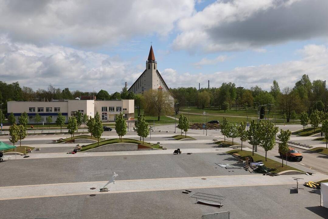 Žvalgytuvės: V. Makūną ir jo komandą V. Mitrofanovas supažindino su naujausiais objektais.