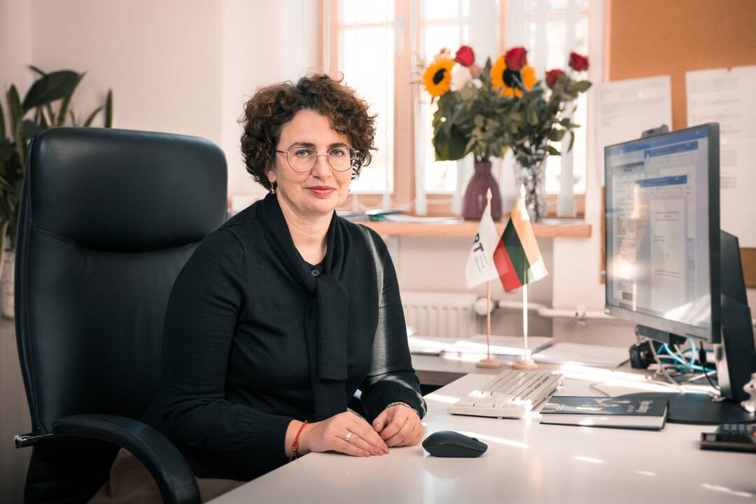 Rizika: labai saugomas, globojamas vaikas gal ir neturės progos pasielgti netinkamai, tačiau neišmoks neišmoks priimti gerų sprendimų.