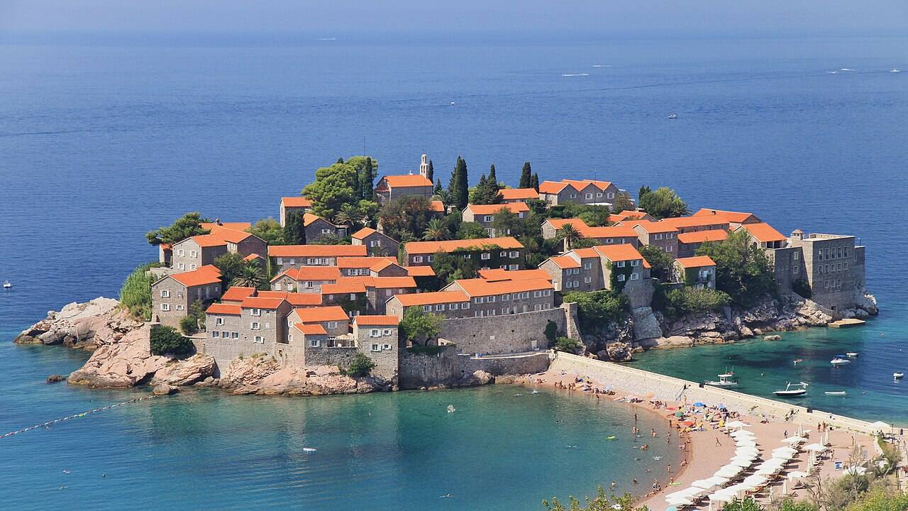 Panorama: kelionė laiptais į Kotoro tvirtovę – ne iš lengvųjų, tačiau pastangos atsiperka. 