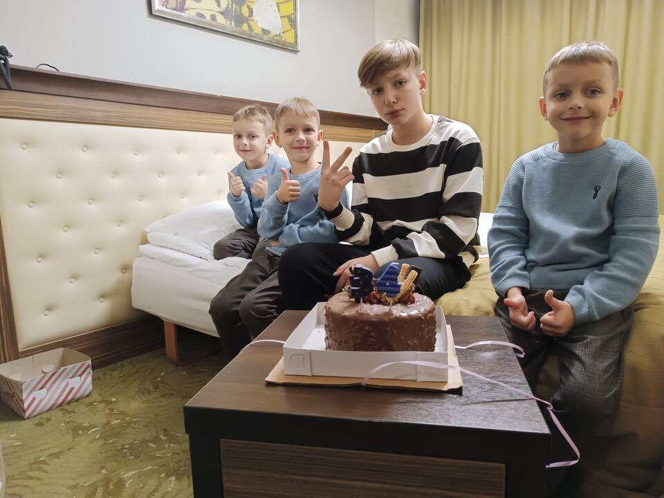 Šeima: Rusinų šešetas išmaišęs visą Kauną. Asmenukė Kauno pilyje. 