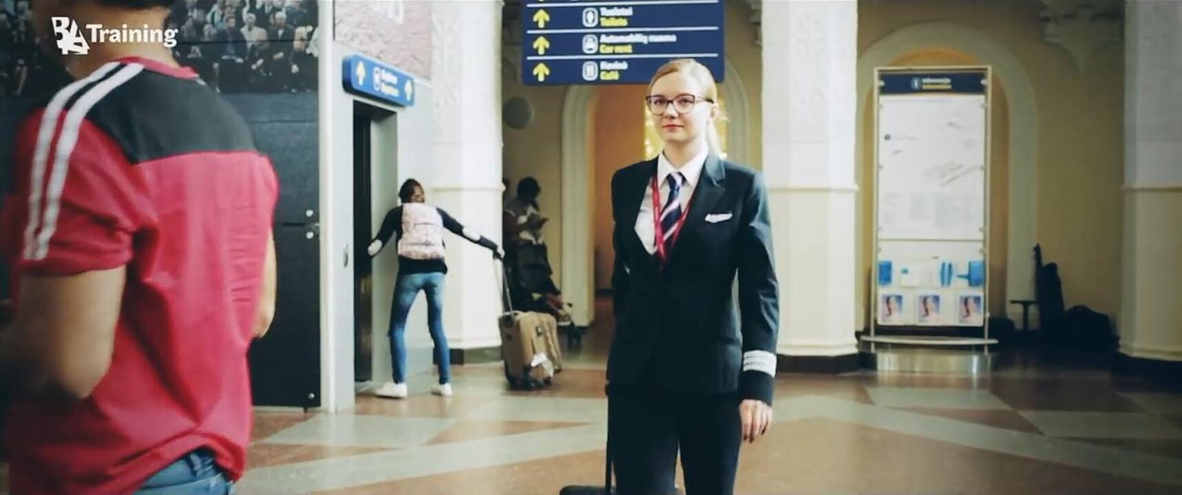 Lėktuvo pilotė: plojimų po skrydžio negirdime