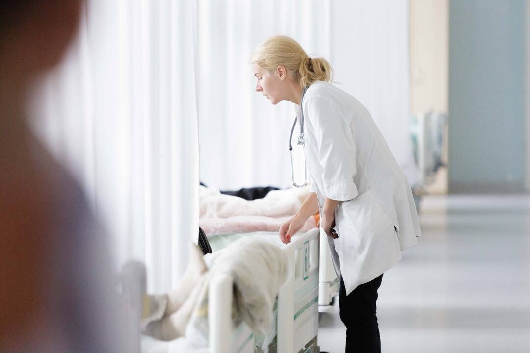 Nuo kitų metų ilginama rezidentūros studijų trukmė: atlyginimas nekils?