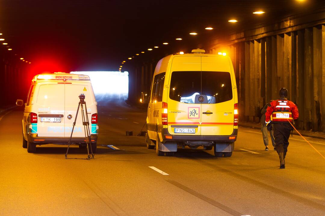 Šakių rajone per avariją nukentėjo devyni mokykliniu autobusu važiavę vaikai