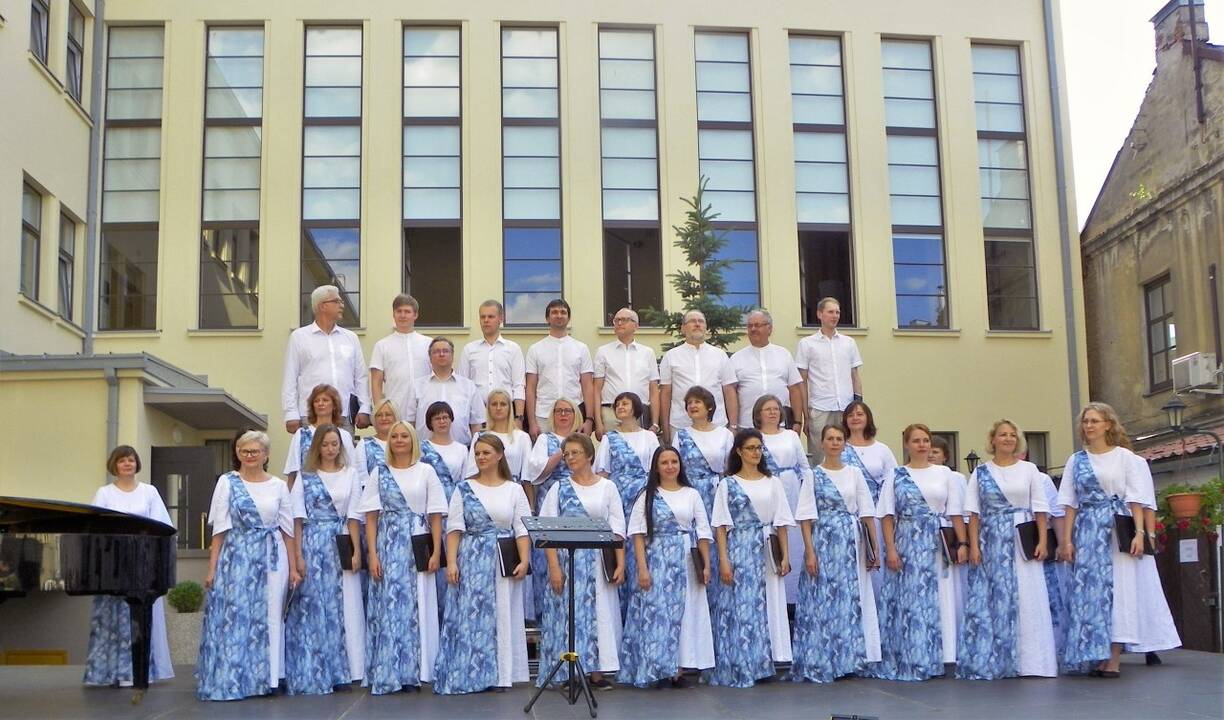 Jubiliejus: ilgametė choro „Saluto“ veikla pažymėta kelionėmis, pažintimis ir nenutrūkstančia muzika