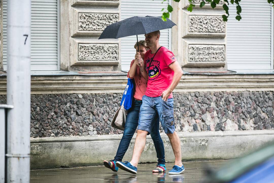 Kauną užklupo stiprus lietus
