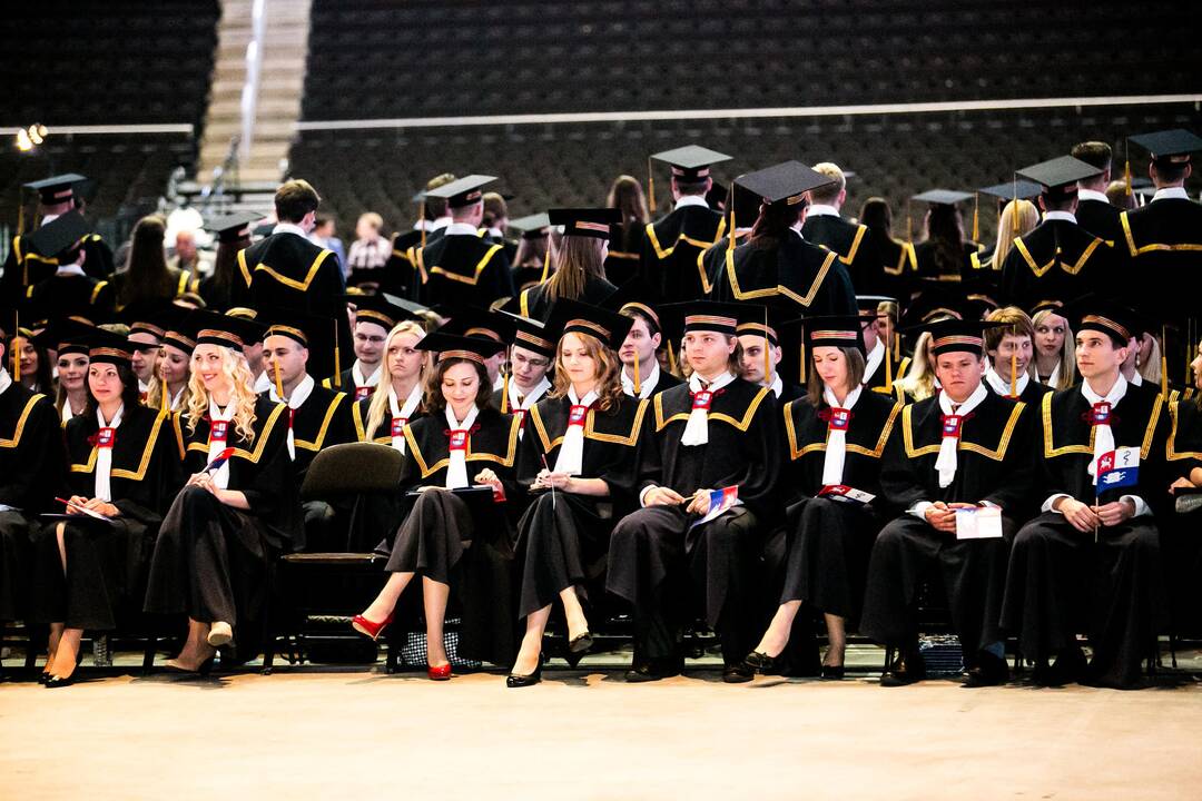 LSMU diplomų įteikimas