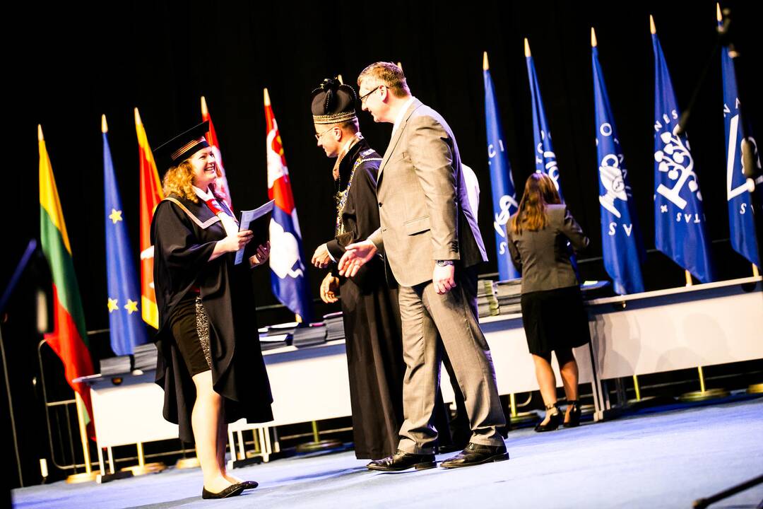 LSMU diplomų įteikimas
