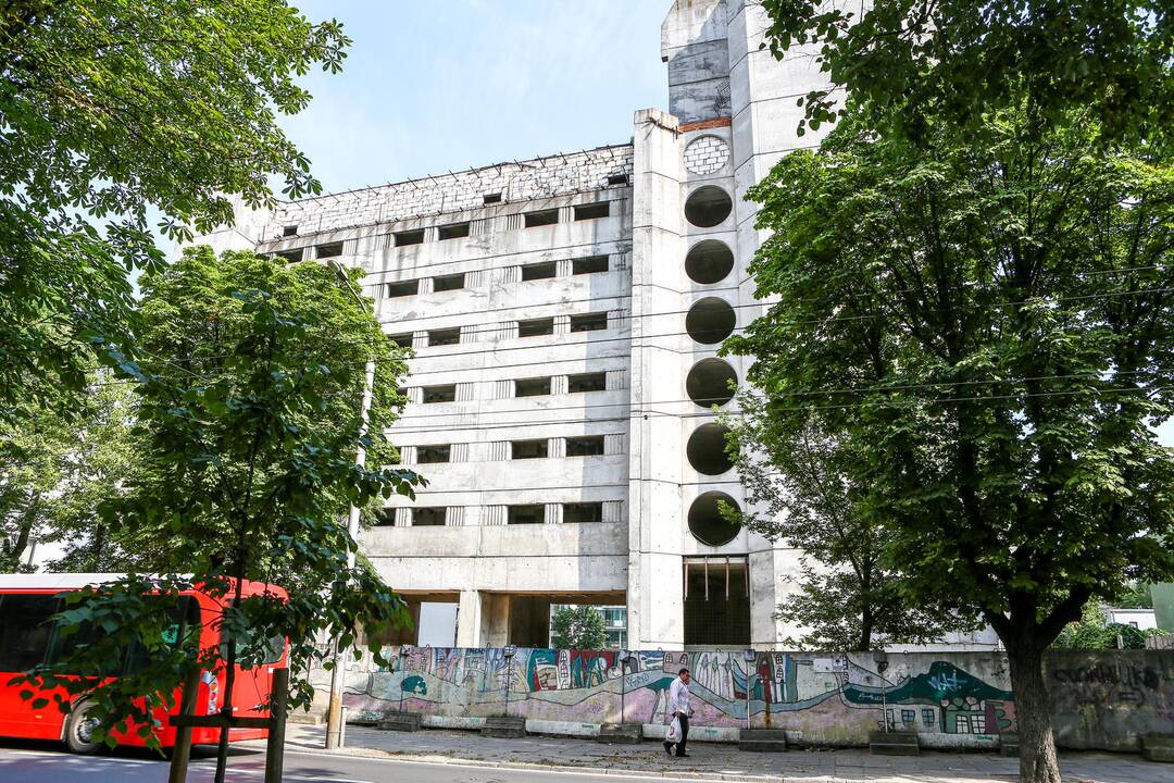 Viešbučiai "Britanika" ir "Respublika"