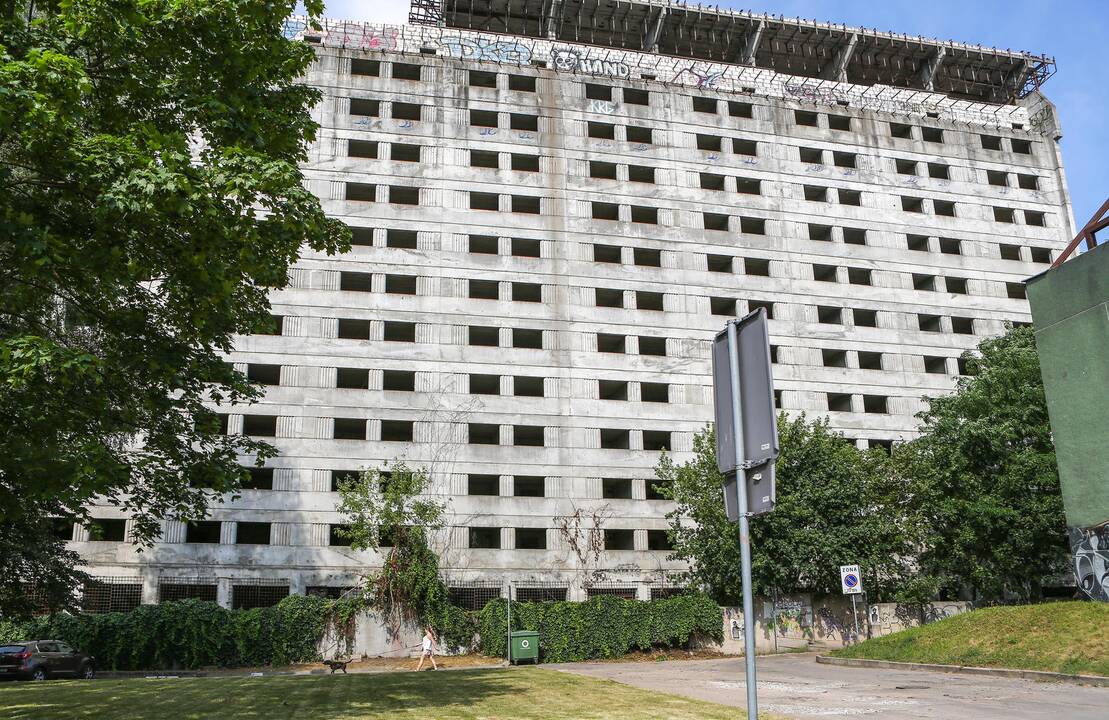 Viešbučiai "Britanika" ir "Respublika"