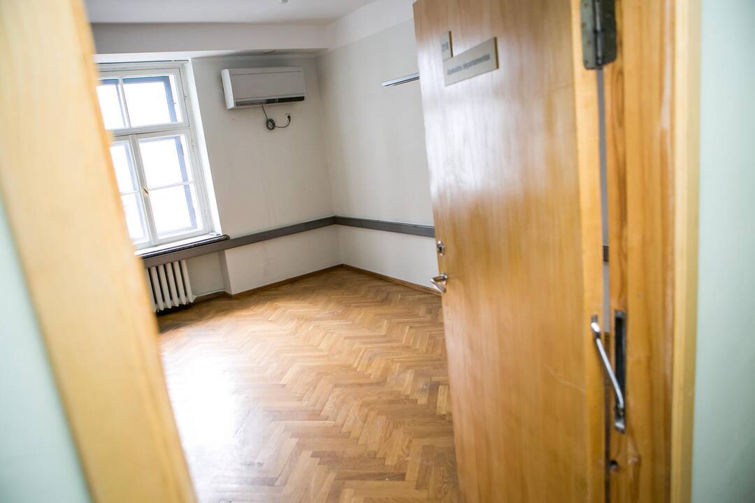 Savivaldybės darbuotojai kraustysis į Lietuvos banko pastatą?
