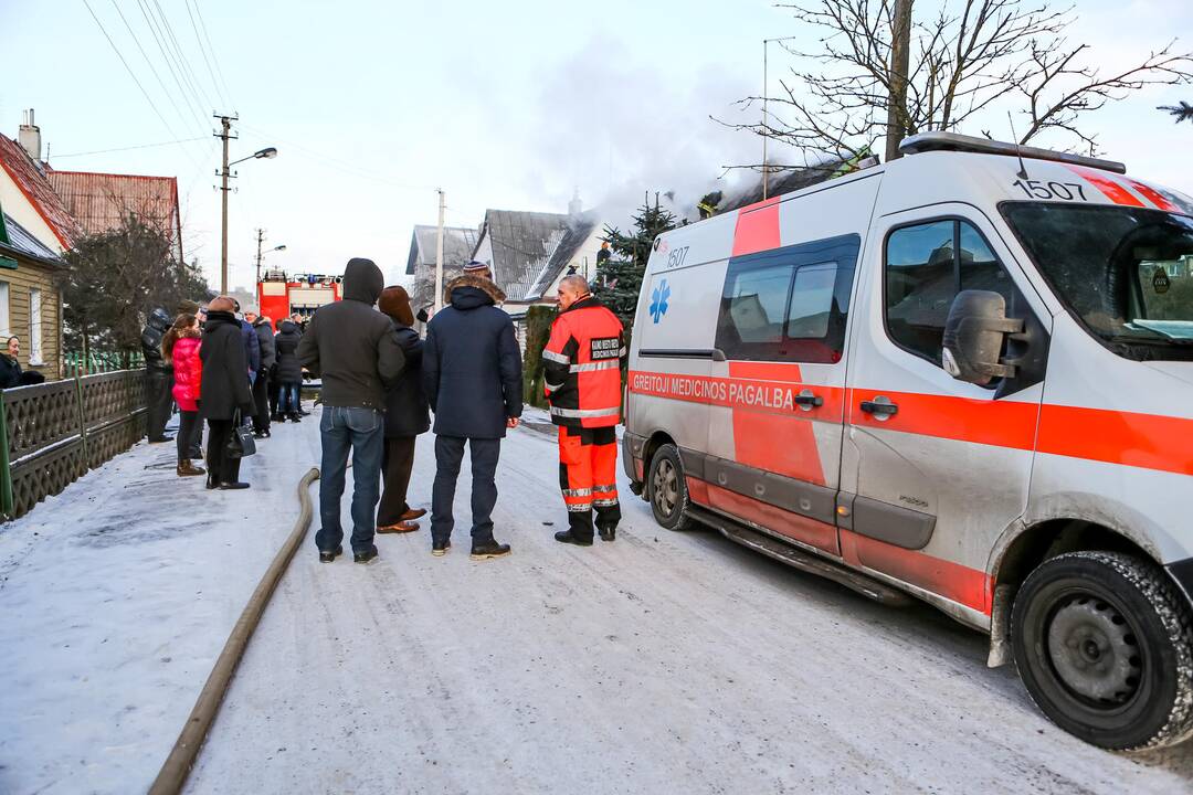 Vilijampolėje degė gyvenamasis namas