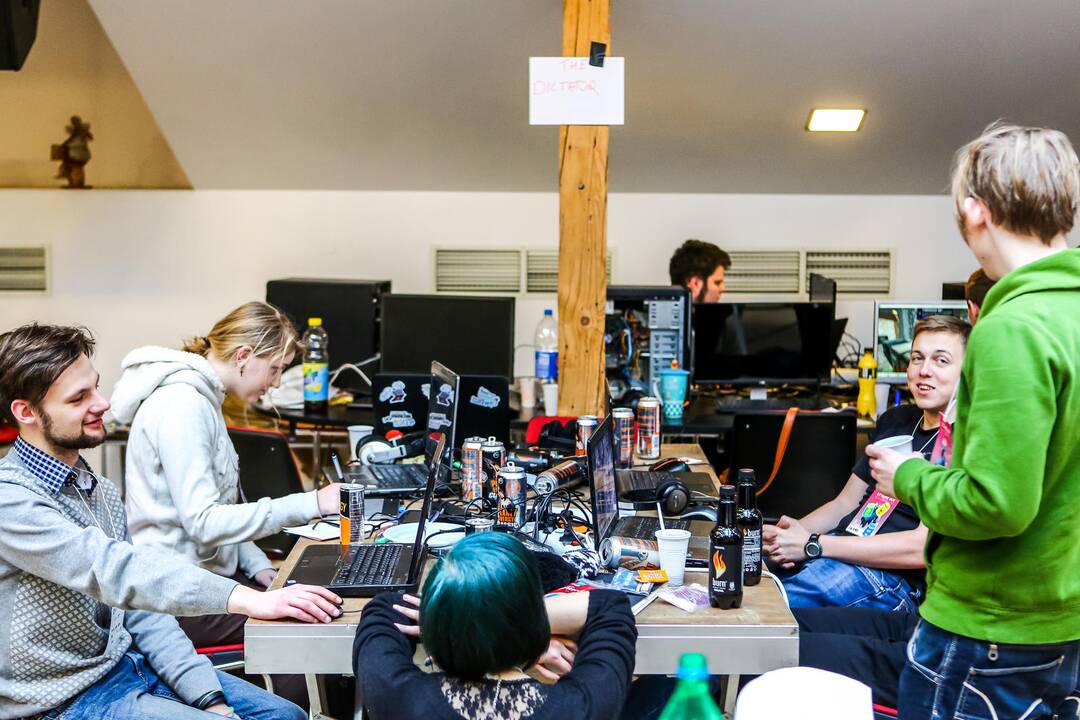 Kompiuterinių žaidimų kūrimo renginys „LT Game Jam 2015 Kaunas“