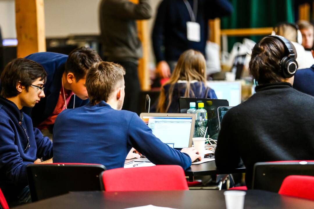 Kompiuterinių žaidimų kūrimo renginys „LT Game Jam 2015 Kaunas“