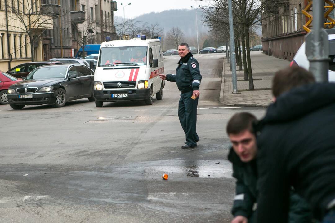 Avarija Kęstučio ir Maironio gatvių sankryžoje