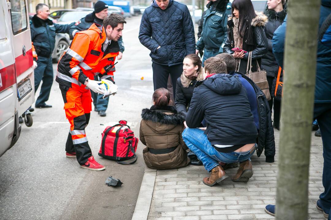 Avarija Kęstučio ir Maironio gatvių sankryžoje