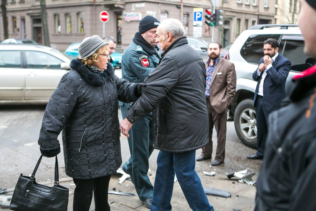 Avarija Kęstučio ir Maironio gatvių sankryžoje