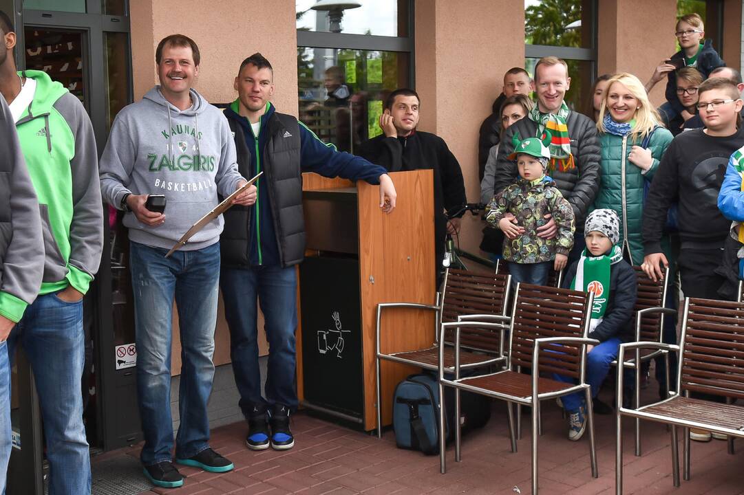 Žvaigždžių alėjoje įspaustas G. Krapiko delnas