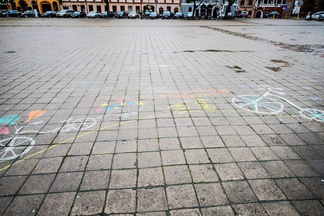 Metų kaunietės Rotušės aikštėje