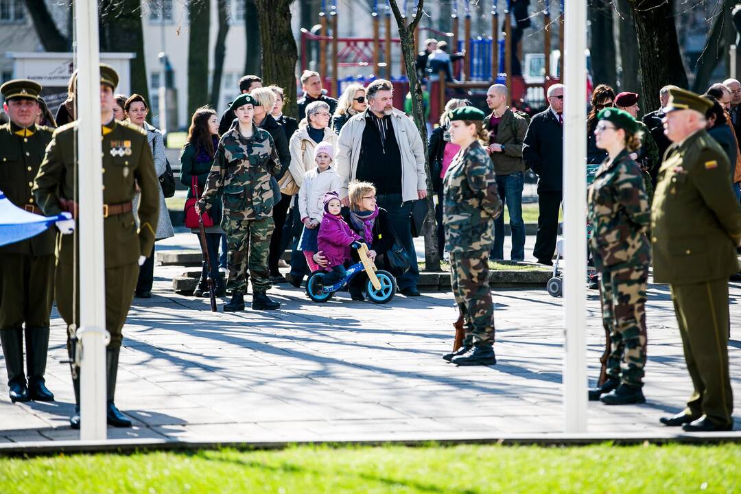 NATO vėliavos pakėlimo ceremonija Kaune