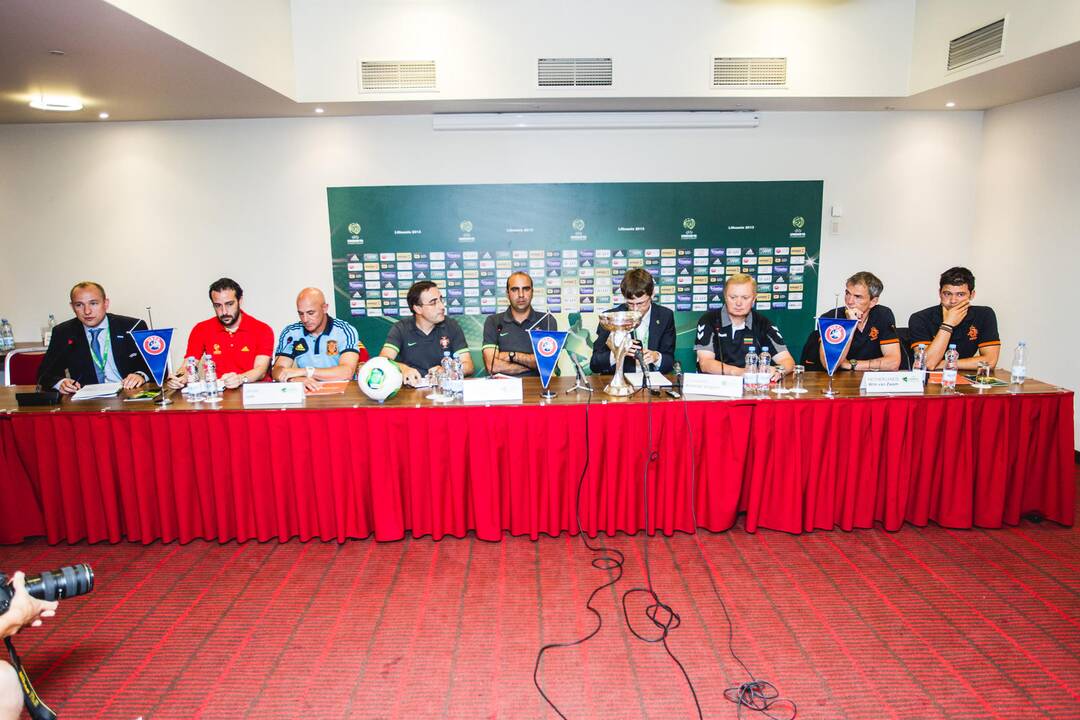  Europos U-19 futbolo čempionato spaudos konferencija