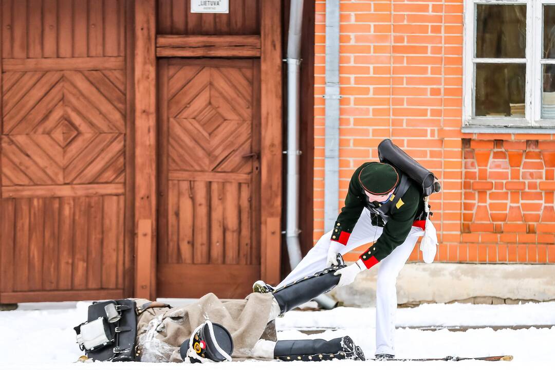 Prancūzų atsitraukimo iš Maskvos inscenizacija Rumšiškėse