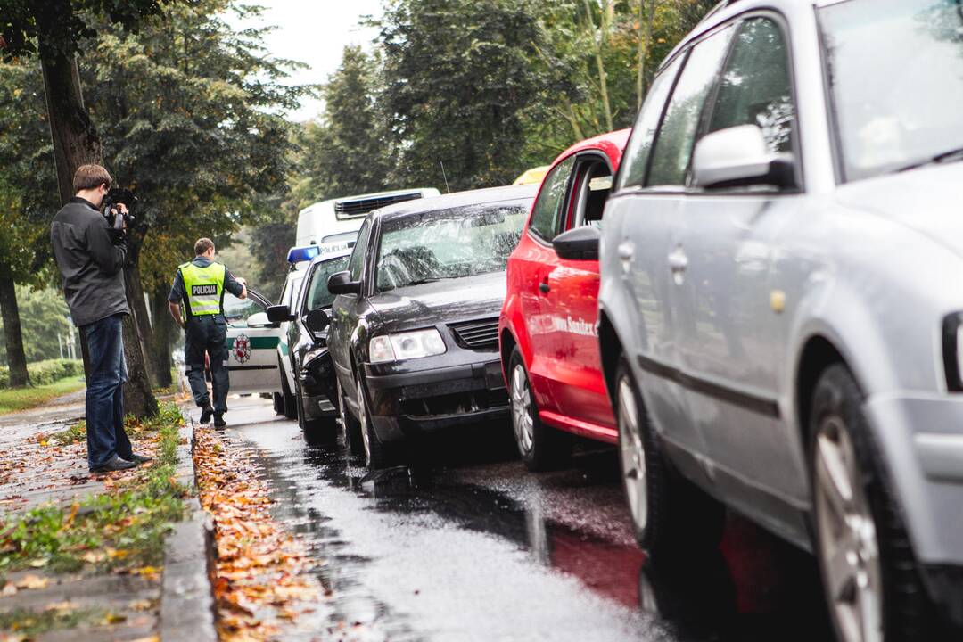 A. Baranausko gatvėje – keturių automobilių avarija