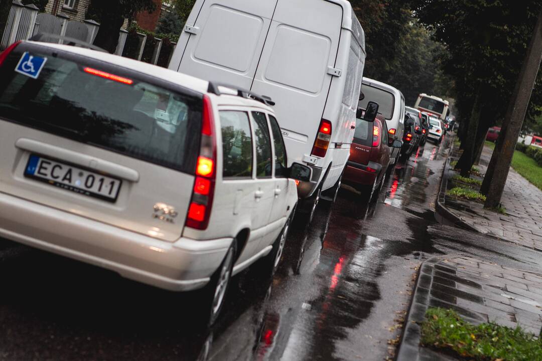 A. Baranausko gatvėje – keturių automobilių avarija