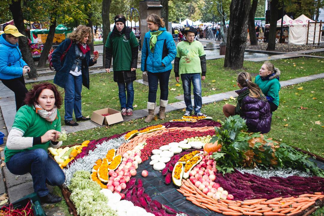 Kaune šurmuliuoja „Derliaus šventė 2013“