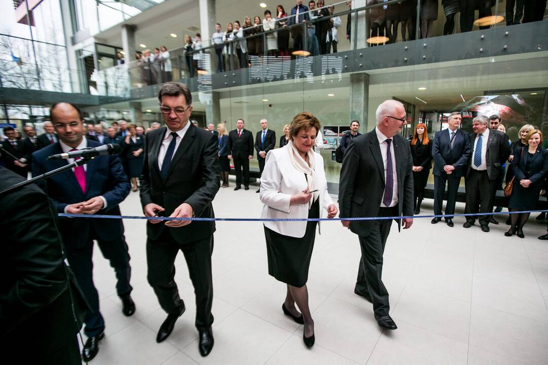 Naujausių farmacijos bei sveikatos technologijų centro atidarymas
