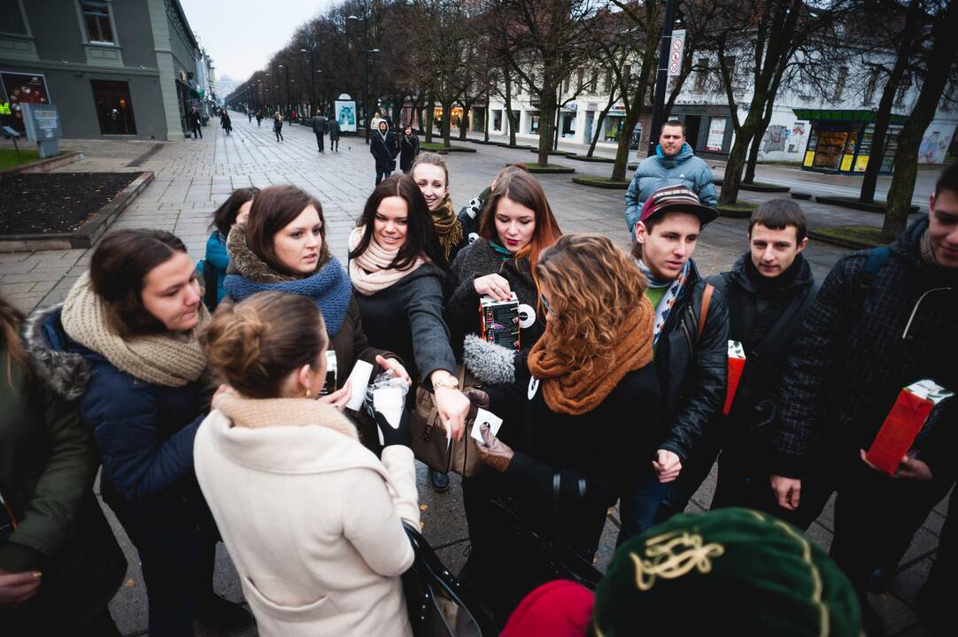 Jaunimo protestas prieš naktinius alkoholio prekybos taškus