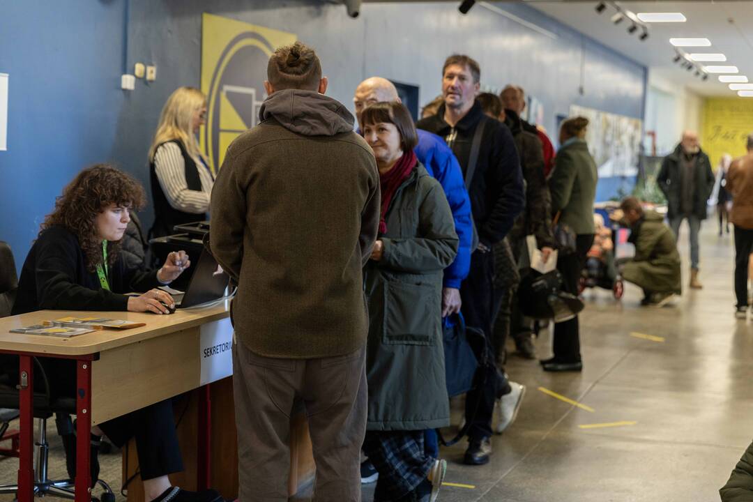 Kauniečiai balsuoja 2024-ųjų Seimo rinkimuose
