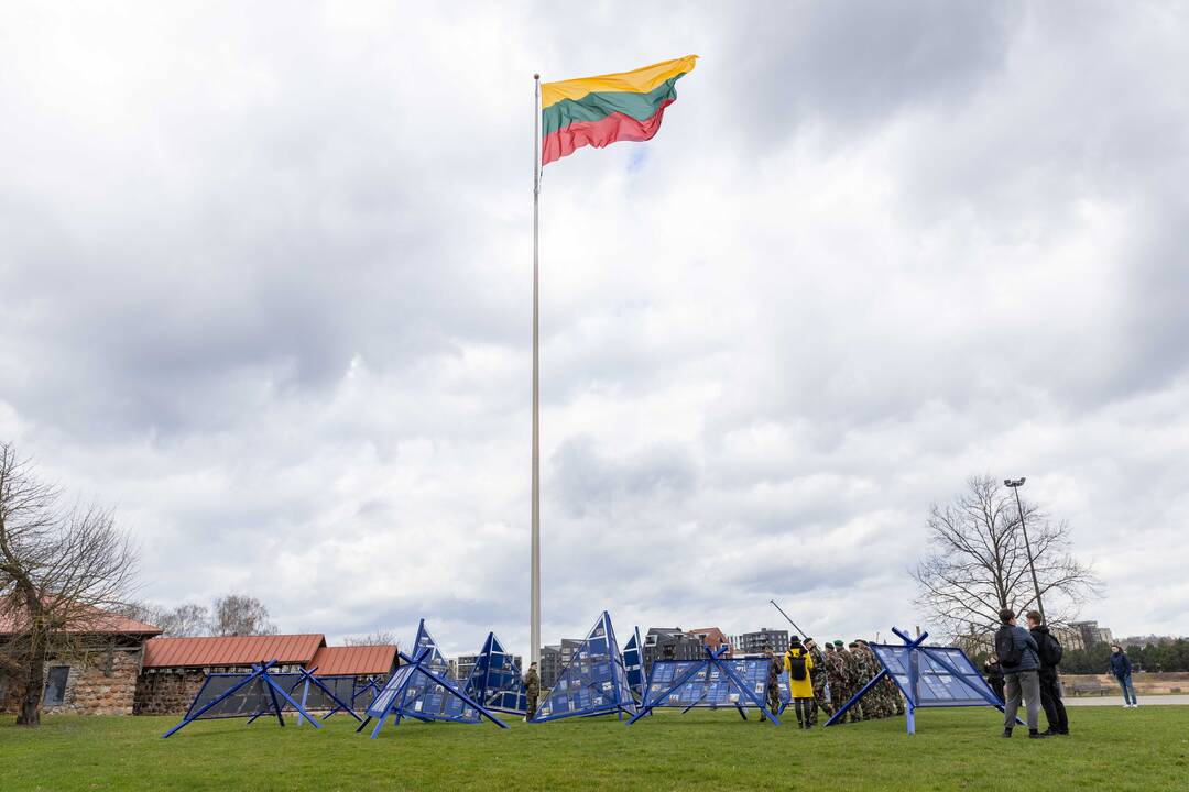 20 metų – kartu su NATO (vėliavos pakėlimas Kaune)