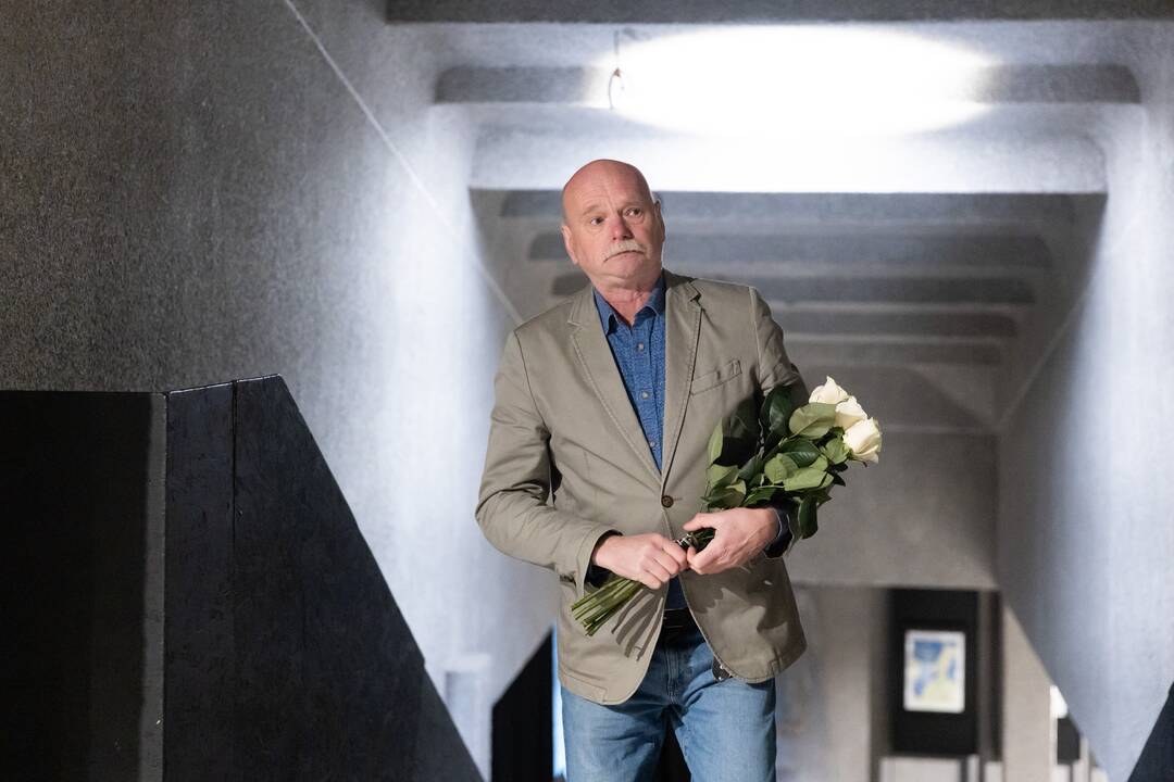 Atsisveikinimas su A. Kulikausku Keistuolių teatro scenoje