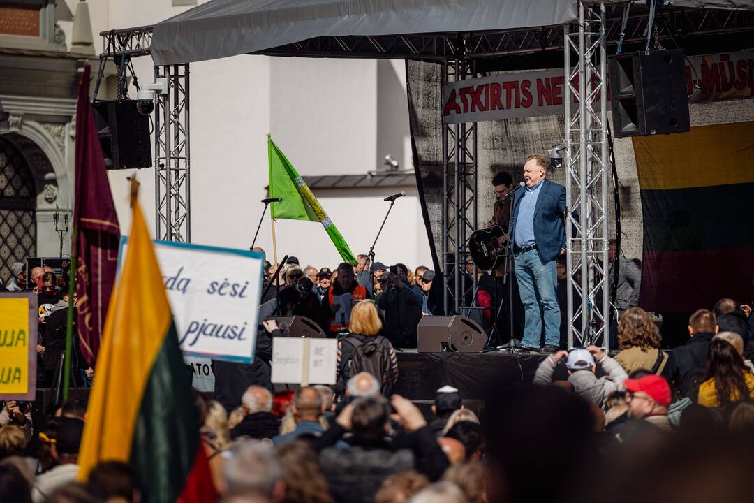 Katedros aikštėje – protestas dėl NT mokesčio