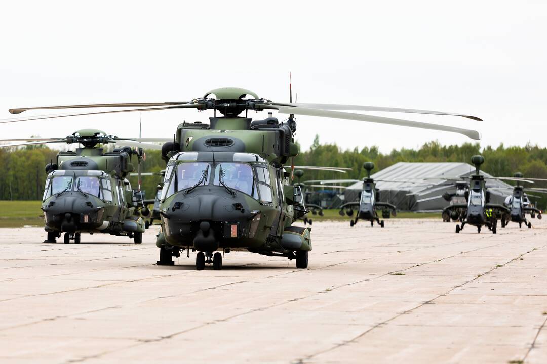 Pratybų „Griffin Lightning 2025“ pristatymas ir Lietuvoje dislokuotų Vokietijos sraigtasparnių pakilimas