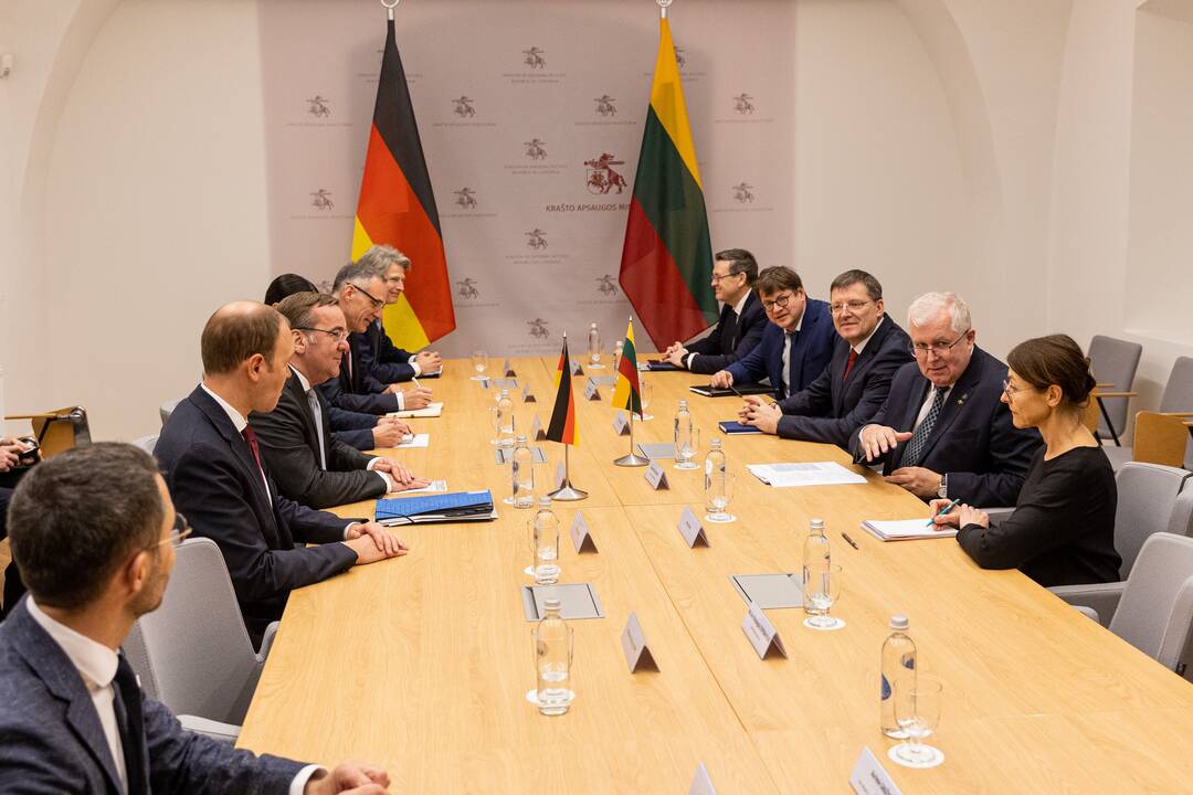 Susitikimas su Vokietijos gynybos ministru B. Pistoriusu
