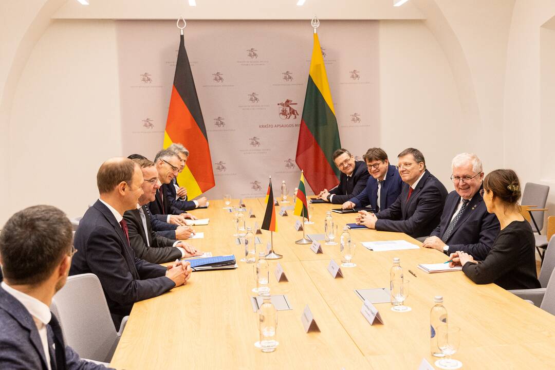 Susitikimas su Vokietijos gynybos ministru B. Pistoriusu